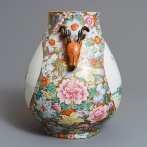 Un vase de forme hu en porcelaine de Chine famille rose, marque de Qianlong, 20ème — photo 4