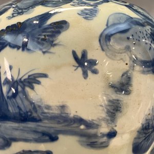 Un vase de forme 'meiping' en porcelaine de Chine en bleu et blanc, Wanli — photo 20