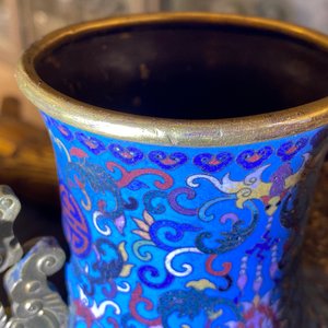 Un vase de forme 'moonflask' en émaux cloisonnés, marque de Qianlong, 19ème — photo 17