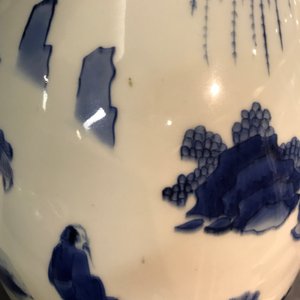 Un vase de forme olive en porcelaine de Chine bleu et blanc, Chongzheng, époque Transition — photo 14