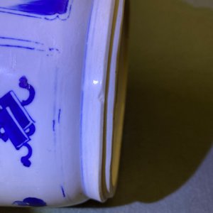 Un vase de forme rouleau en porcelaine de Chine en bleu et blanc, Kangxi — photo 25
