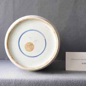 Un vase de forme rouleau en porcelaine de Chine en bleu et blanc, Kangxi — photo 16