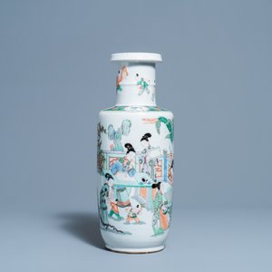 Un vase de forme rouleau en porcelaine de Chine famille verte, 19ème — photo 4