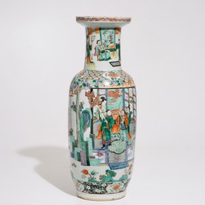 Un vase de forme rouleau en porcelaine de Chine famille verte, 19ème — photo 3