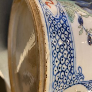 Un vase de forme rouleau en porcelaine de Chine famille verte, Kangxi — photo 15