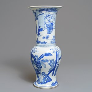 Un vase de forme yenyen en porcelaine de Chine bleu et blanc, Kangxi — photo 3