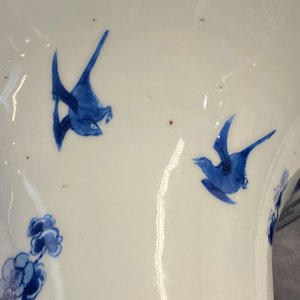 Un vase de forme yenyen en porcelaine de Chine en bleu et blanc, Kangxi — photo 18