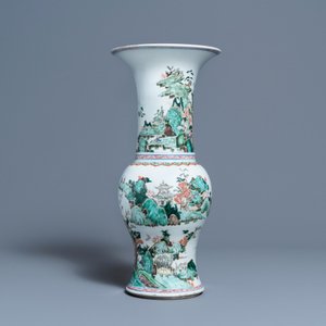 Un vase de forme 'yenyen' en porcelaine de Chine famille verte, Kangxi — photo 2