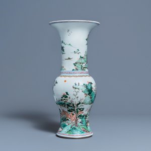 Un vase de forme 'yenyen' en porcelaine de Chine famille verte, Kangxi — photo 4