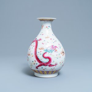 Un vase de forme 'yuhuchunping' en porcelaine de Chine famille rose, marque et époque de Daoguang — photo 1