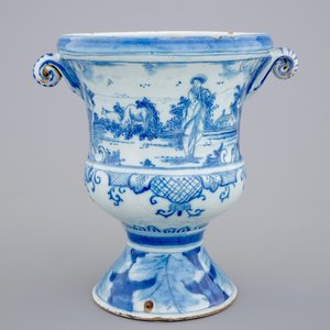 Un vase de jardin de forme Medici en faïence de Delft, 18ème — photo 4