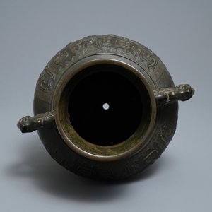 Un vase de style archaïque en bronze, Qianlong — photo 5