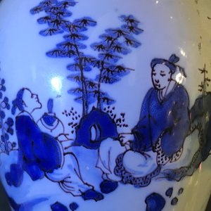 Un vase en faïence de Delft en bleu, blanc et manganèse à décor d'un éléphant, 2ème moitié du 17ème — photo 9