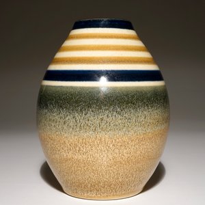 Un vase en grès à décor minimaliste, Charles Catteau pour Boch Frères Keramis, ca. 1933 — photo 3