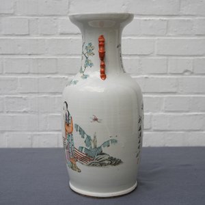 Un vase en porcelaine de Chine à décor qianjiang cai, 19/20ème — photo 11