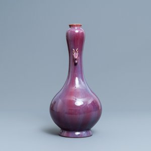 Un vase en porcelaine de Chine à émail flambé, 19ème — photo 2