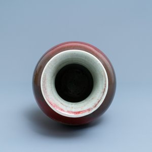 Un vase en porcelaine de Chine à émail flambé en trois couleurs, Qianlong — photo 5