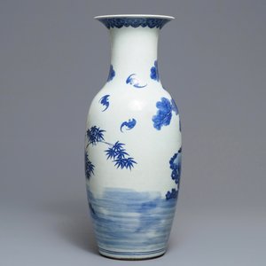 Un vase en porcelaine de Chine bleu et blanc à décor 'Hehe Er Xian', 19ème — photo 3