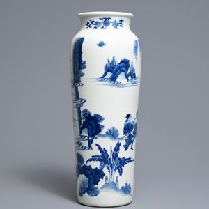 Un vase en porcelaine de Chine bleu et blanc de style Transition, 19/20ème — photo 4