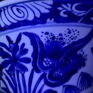 Un vase en porcelaine de Chine bleu et blanc, Kangxi — photo 8