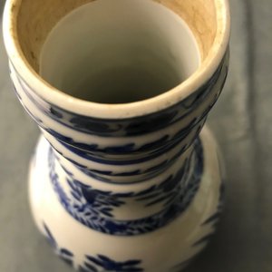 Un vase en porcelaine de Chine bleu et blanc, marque de Kangxi, 19ème — photo 14