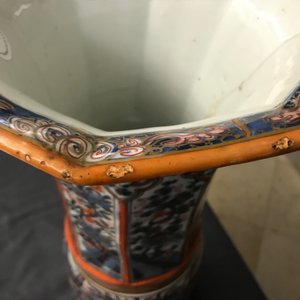Un vase en porcelaine de Chine bleu et blanc surdécoré en Europe, Kangxi — photo 14