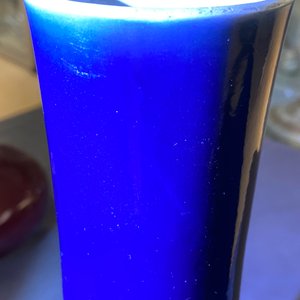 Un vase en porcelaine de Chine bleu monochrome, marque et époque de Qianlong — photo 8