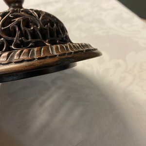 Un vase en porcelaine de Chine céladon monochrome à décor incisé et aux panneaux en bleu, blanc et rouge de cuivre, Kangxi — photo 17
