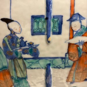Un vase en porcelaine de Chine doucai à décor d'une scène du 'Xi Xiang Ji', Qianlong/Jiaqing — photo 22