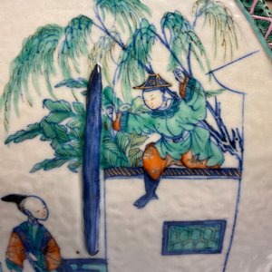 Un vase en porcelaine de Chine doucai à décor d'une scène du 'Xi Xiang Ji', Qianlong/Jiaqing — photo 28