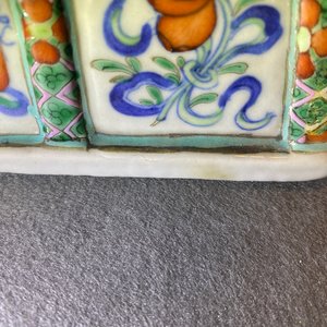 Un vase en porcelaine de Chine doucai aux anses en forme de têtes d'éléphants, Qianlong/Jiaqing — photo 25