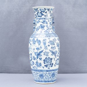 Un vase en porcelaine de Chine en bleu et blanc, 19ème — photo 11