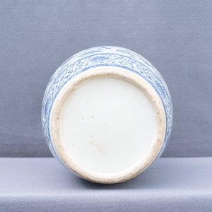 Un vase en porcelaine de Chine en bleu et blanc, 19ème — photo 13