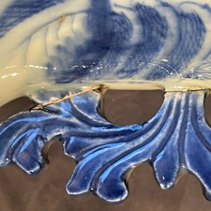 Un vase en porcelaine de Chine en bleu et blanc à décor de guerriers, 19ème — photo 7