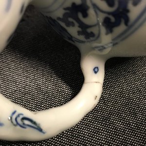 Un vase en porcelaine de Chine en bleu et blanc, époque Transition — photo 7