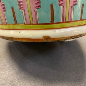 Un vase en porcelaine de Chine famille rose, 19ème — photo 8