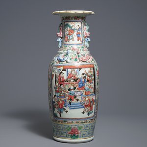 Un vase en porcelaine de Chine famille rose à décor de guerriers, 19ème — photo 3
