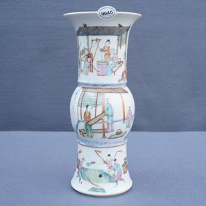 Un vase en porcelaine de Chine famille rose à décor de la production de blé, marque de Kangxi, 19ème — photo 7
