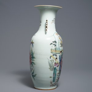 Un vase en porcelaine de Chine famille rose à double décor, 19/20ème — photo 2