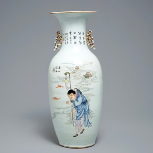 Un vase en porcelaine de Chine famille rose à double décor, 19/20ème — photo 3