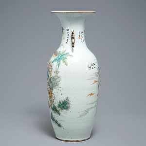 Un vase en porcelaine de Chine famille rose à double décor, 19/20ème — photo 4