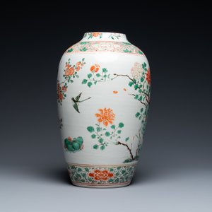 Un vase en porcelaine de Chine famille verte à décor de faisans, Kangxi — photo 3