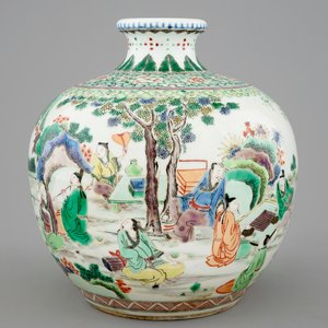 Un vase en porcelaine de Chine famille verte à décor de lettrés dans un jardin, 19ème — photo 1
