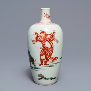 Un vase en porcelaine de Chine famille verte à décor de Zhong Kui, Kangxi — photo 1