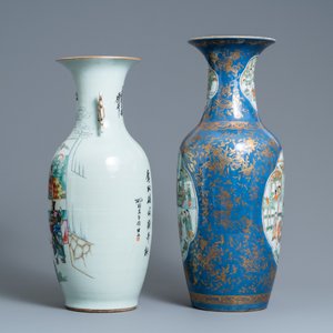 Un vase en porcelaine de Chine famille verte à fond bleu poudré et un vase en famille rose, 19ème — photo 4