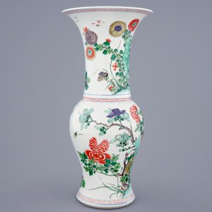 Un vase en porcelaine de Chine famille verte aux fleurs et oiseaux, Kangxi — photo 4