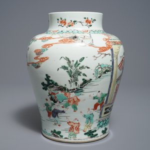 Un vase en porcelaine de Chine famille verte de style Kangxi, 19/20ème — photo 4