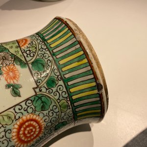 Un vase en porcelaine de Chine famille verte et un en bleu et blanc, 19ème — photo 10