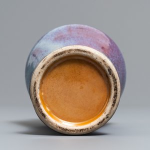 Un vase en porcelaine de Chine flambé, 18/19ème — photo 6