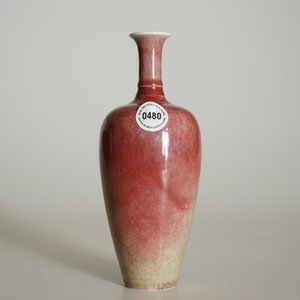 Un vase en porcelaine de Chine monochrome rouge de cuivre, marque de Kangxi, 19/20ème — photo 7